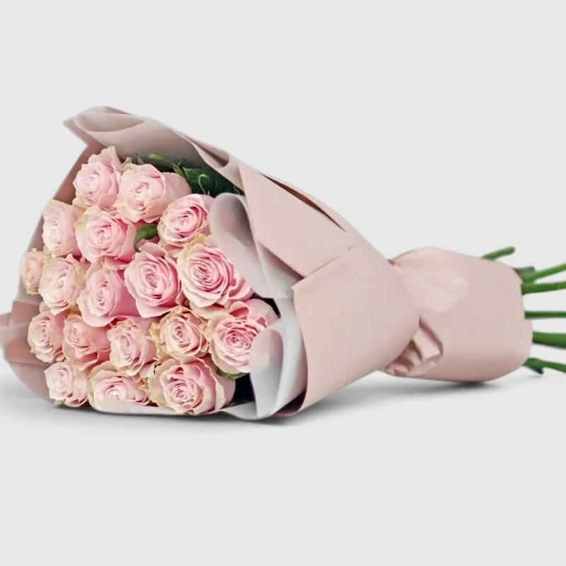 Pink roses - mono bouquet