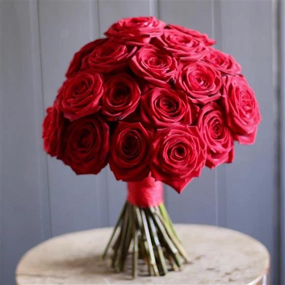Red Naomi Posy