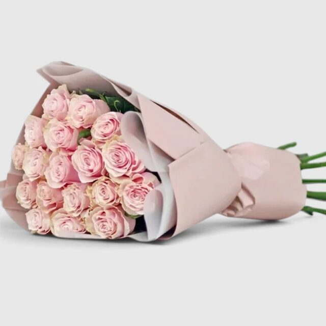 Pink roses - mono bouquet
