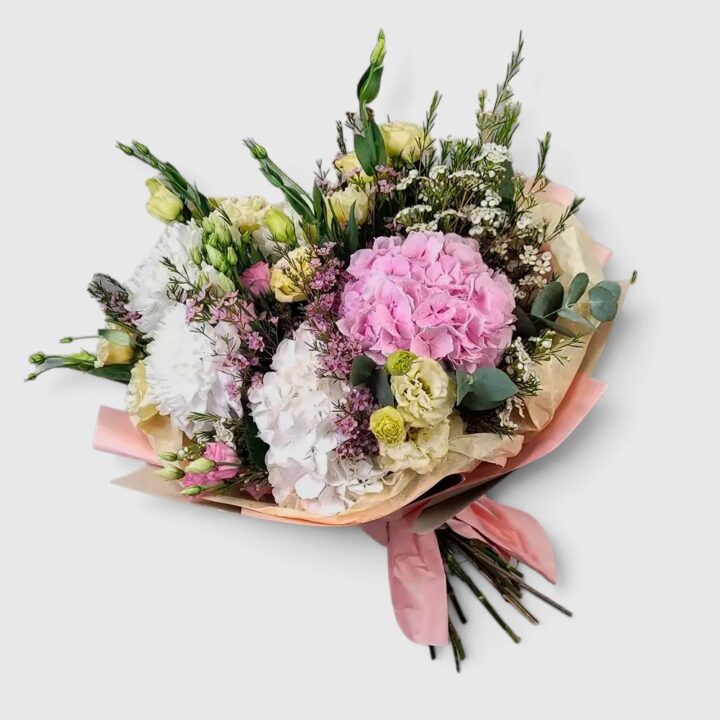 A delicate bouquet with hydrangeas